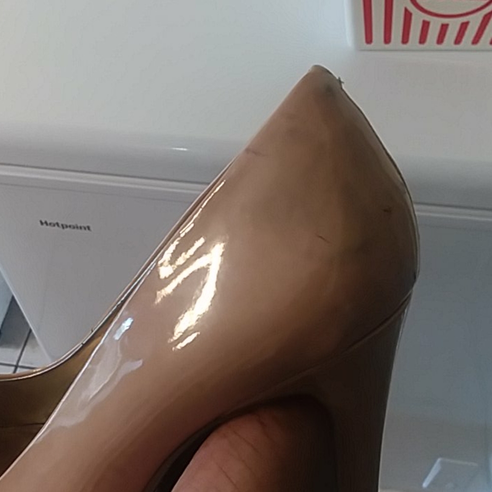 Nude/Blushj Z Vera Wang pumps - Picture 3 of 3